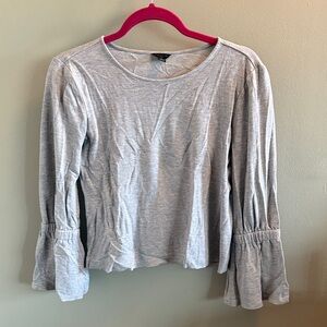 Ann Taylor Light Gray Long Sleeve Top Size SP